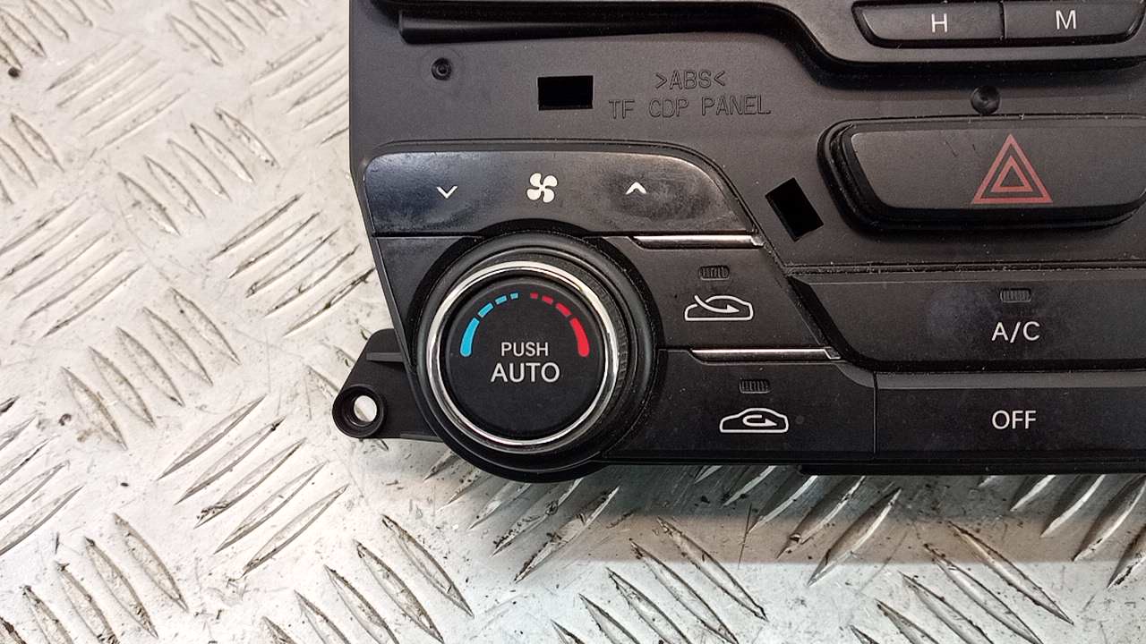 Блок управления климатической установкой