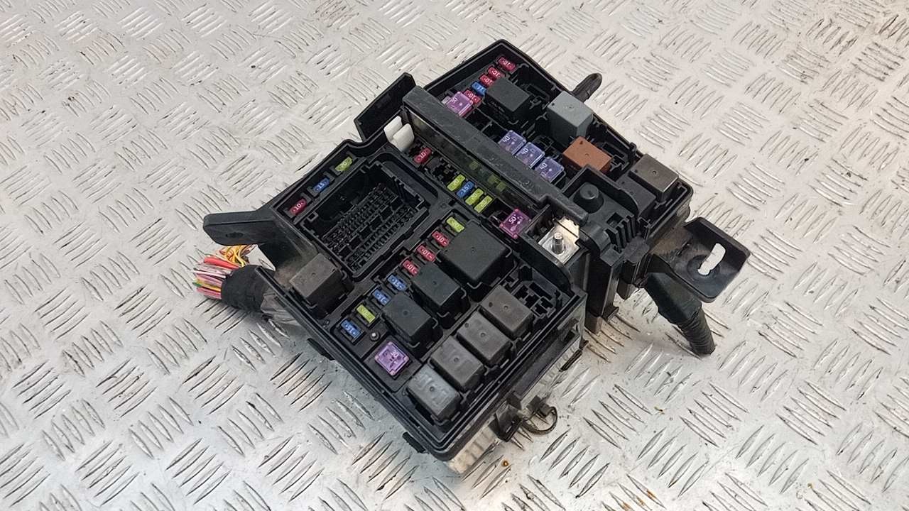 Блок предохранителей