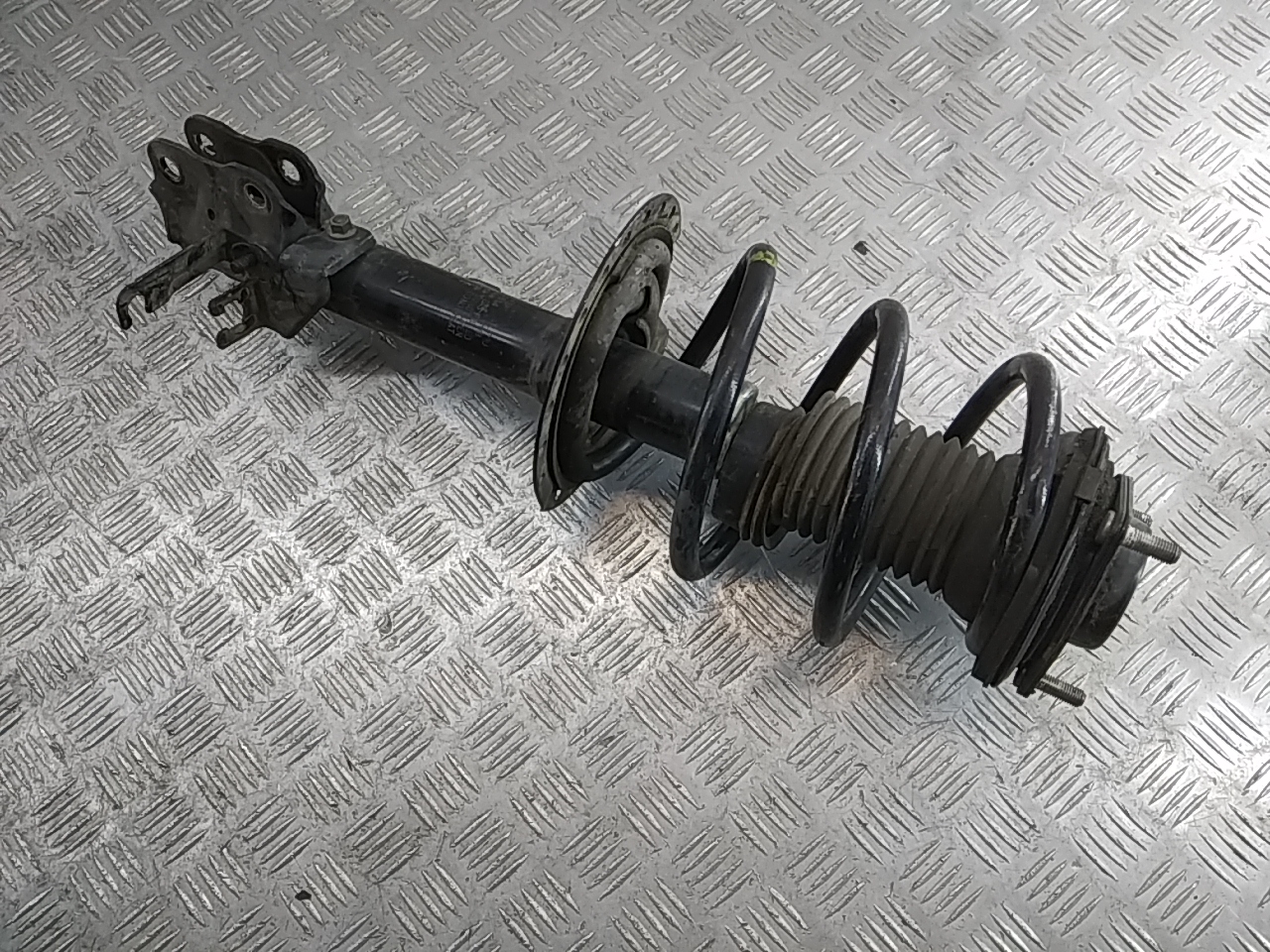 Опора переднего амортизатора