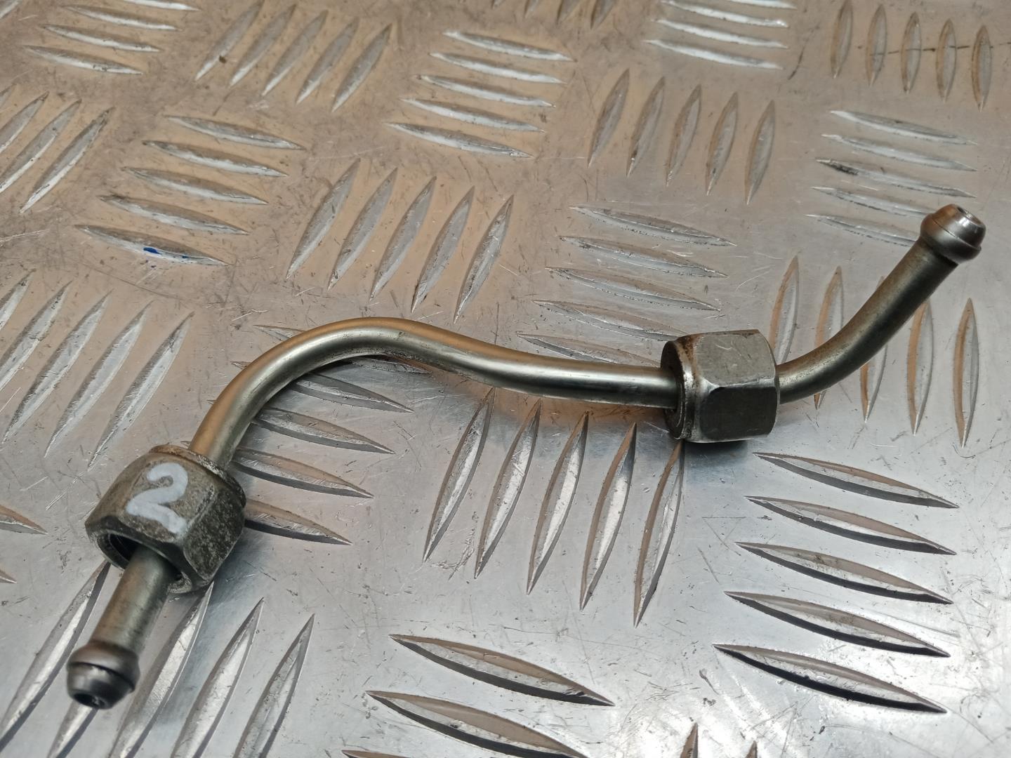 Трубка топливная