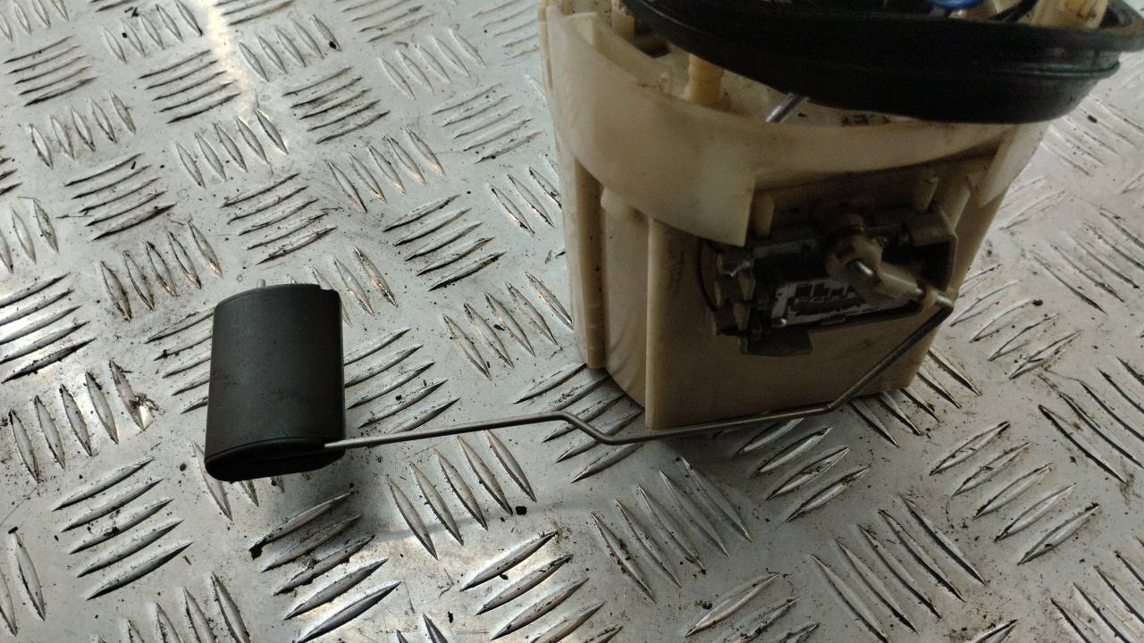 Насос топливный электрический