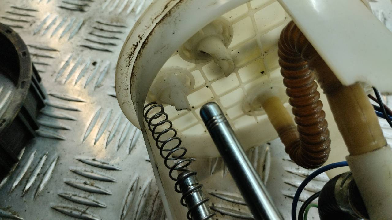 Насос топливный электрический