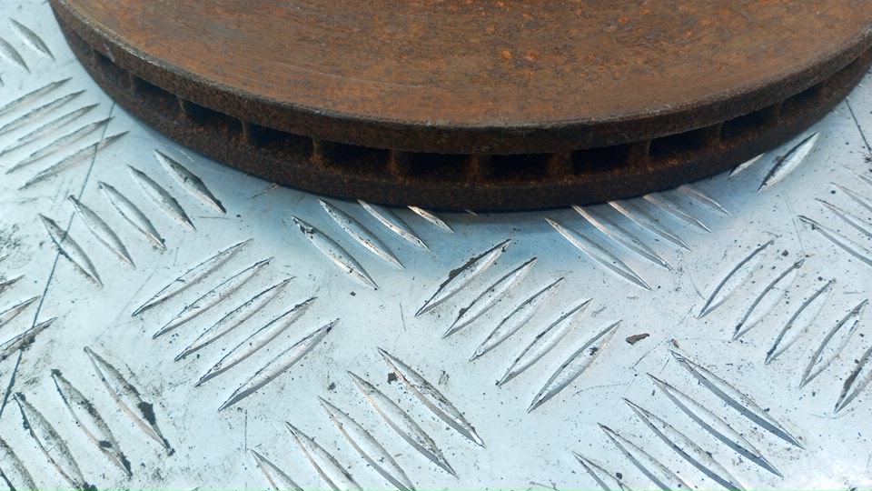 Диск тормозной передний вентилируемый