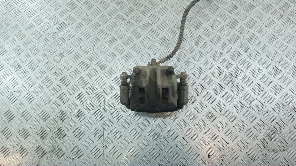 Суппорт передний правый