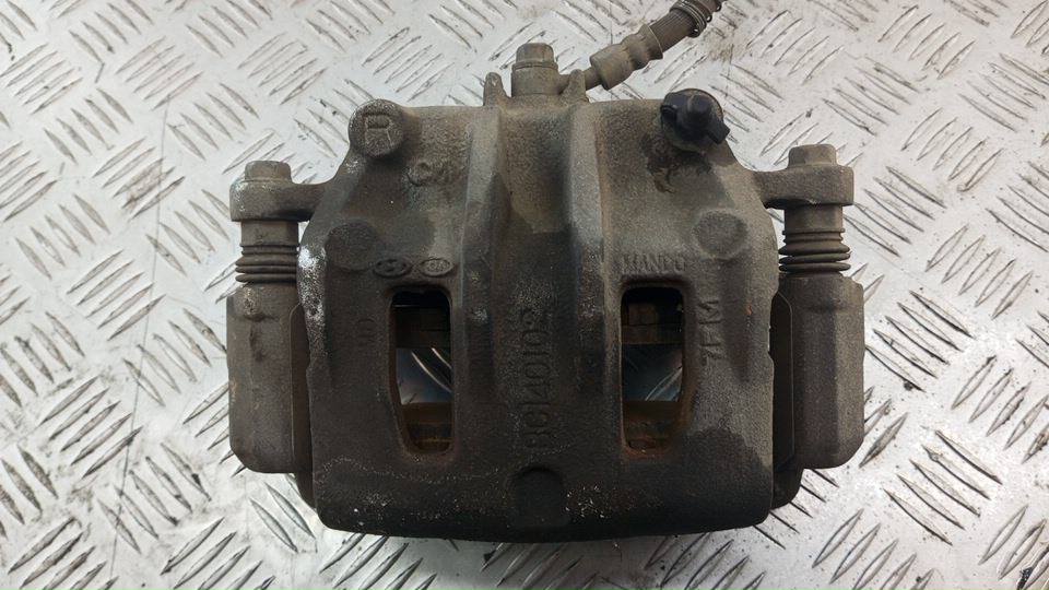 Суппорт передний правый