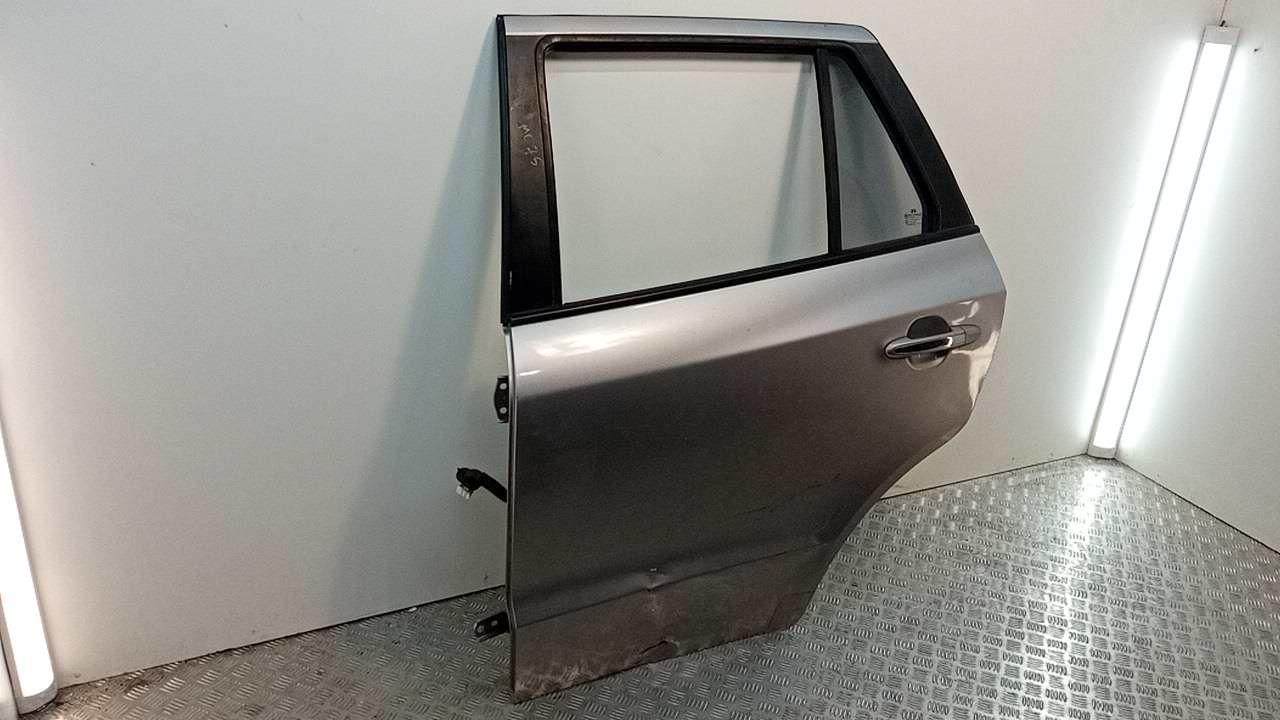Дверь задняя левая