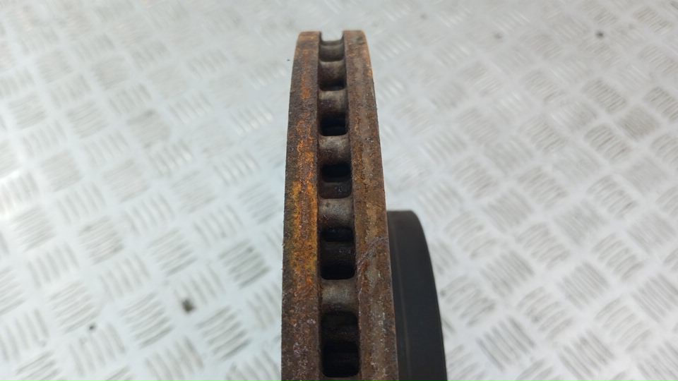 Диск тормозной передний вентилируемый