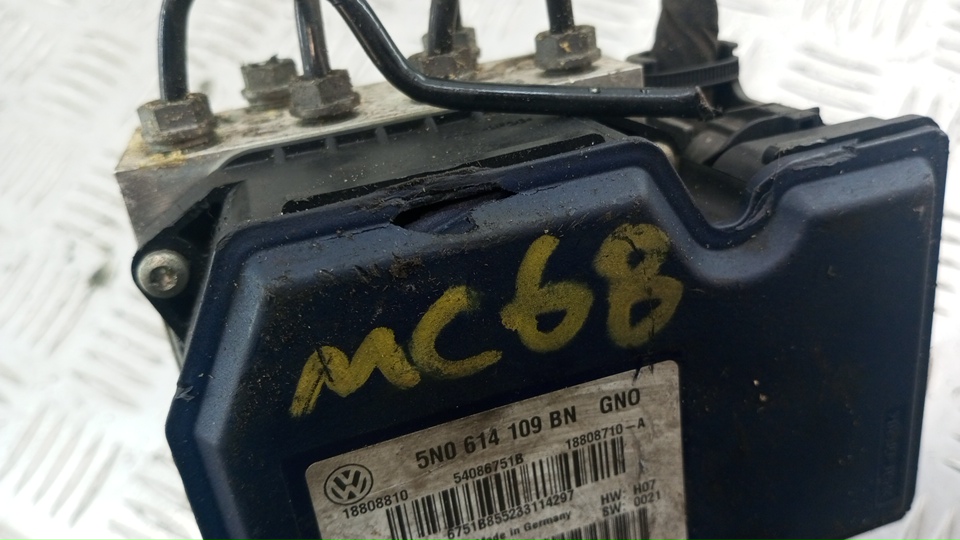 Блок ABS (насос)