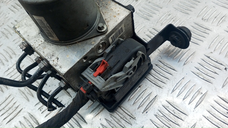 Блок ABS (насос)