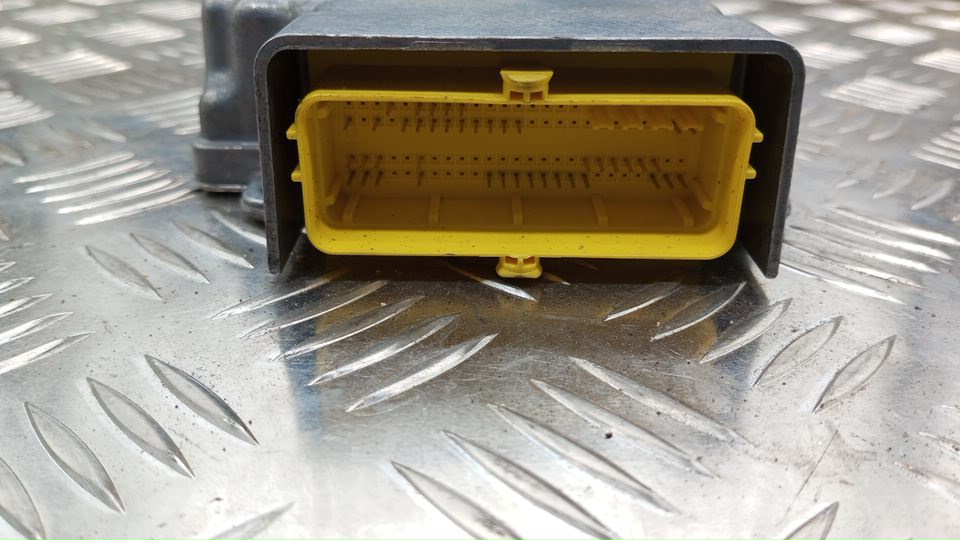 Блок управления подушек безопасности (AIR BAG)