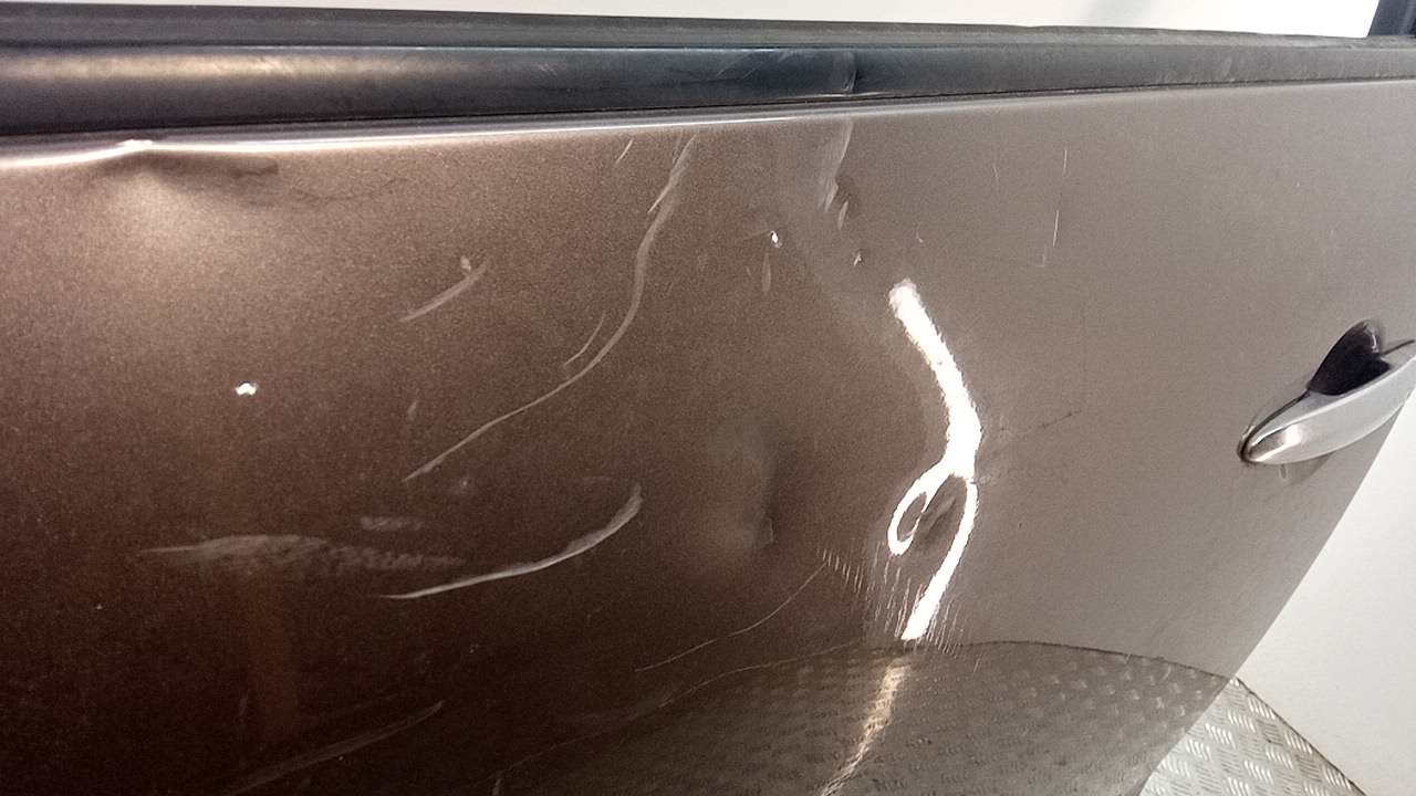 Дверь передняя левая