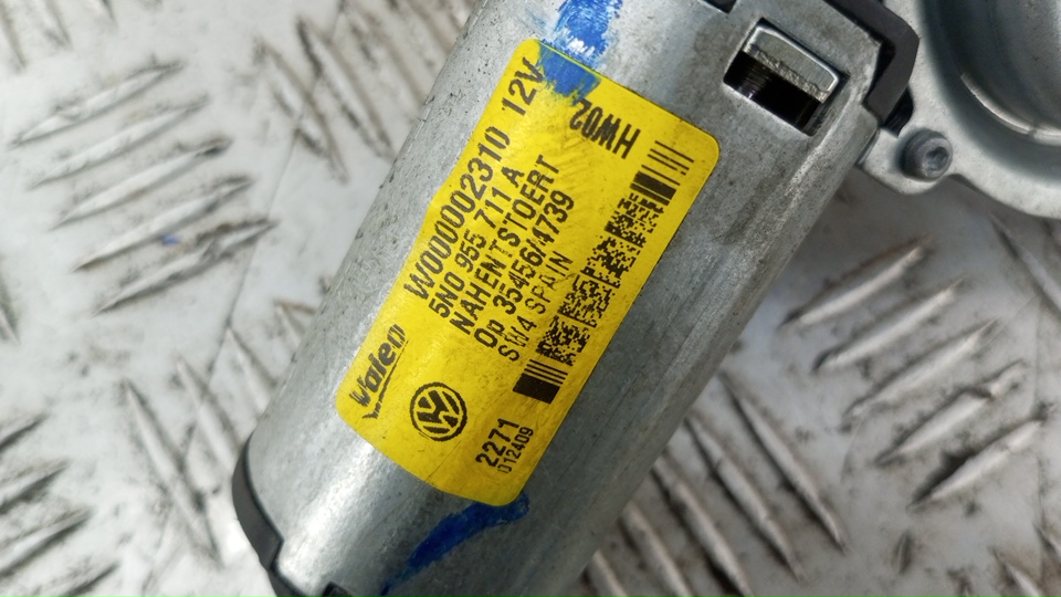 Моторчик стеклоочистителя задний