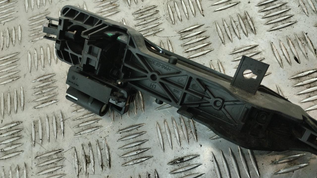 Ручка двери задней наружная левая