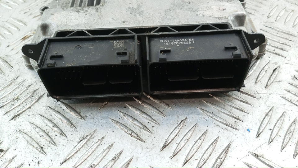 Блок управления двигателем