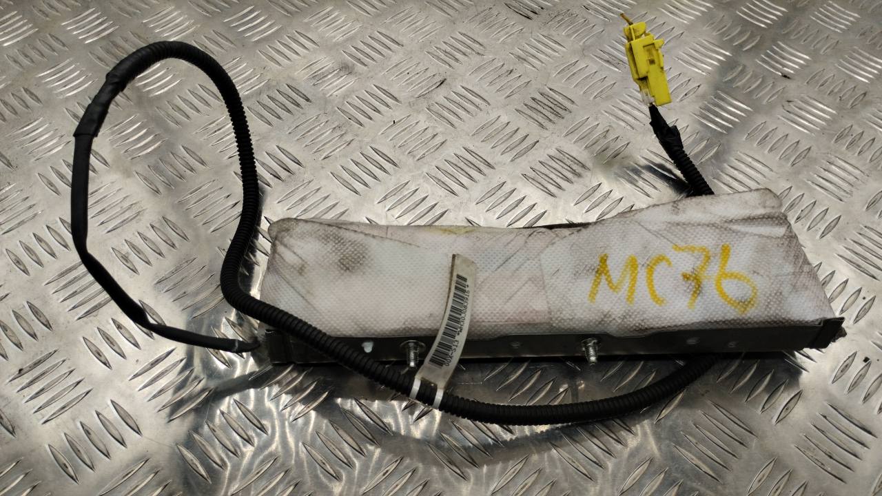 Подушка безопасности боковая (в сиденье)