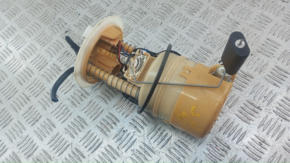 Насос топливный электрический