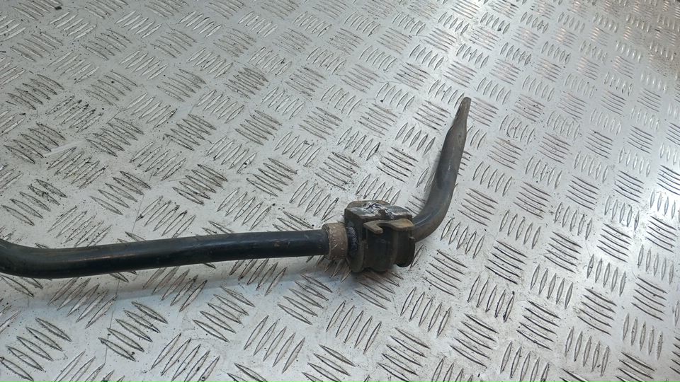 Стабилизатор задний