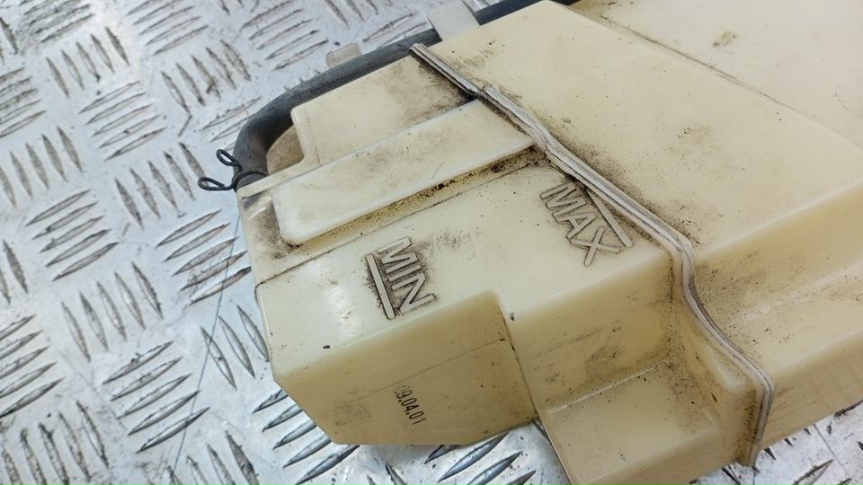 Бачок расширительный