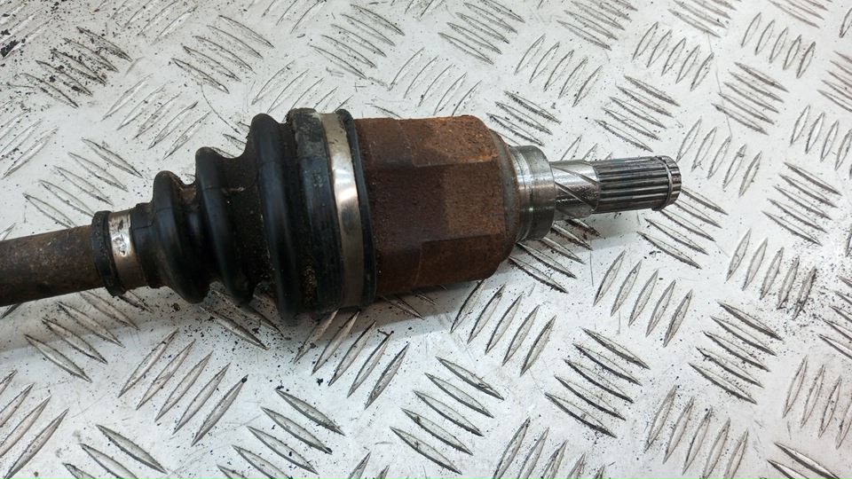 Полуось задняя