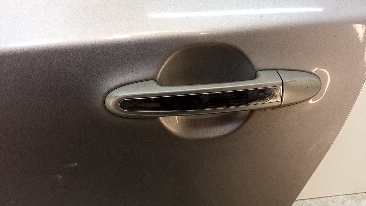 Ручка двери задней наружная левая