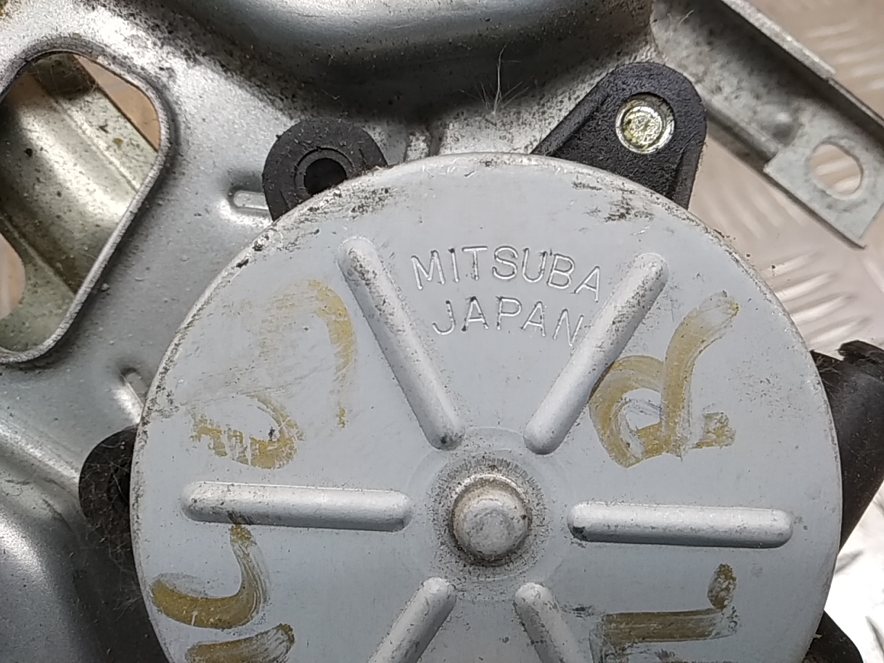 Стеклоподъемник электр. передний правый