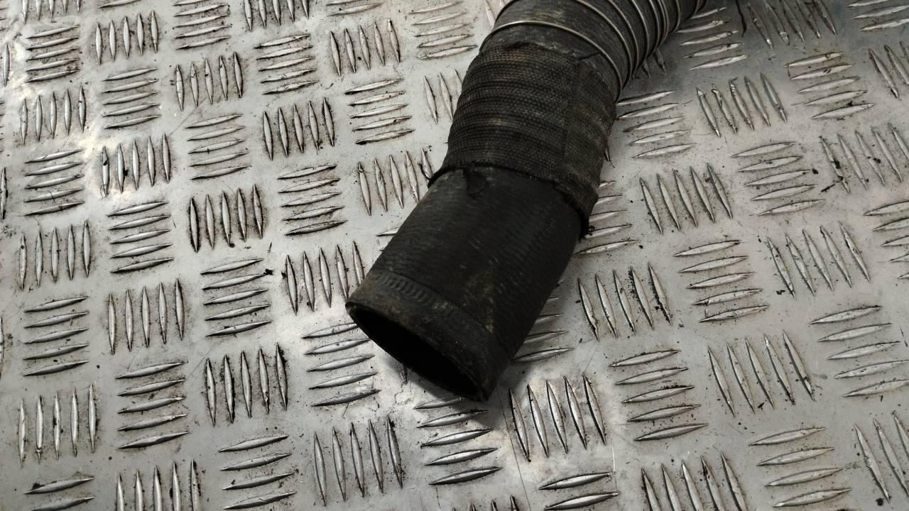 Патрубок интеркулера