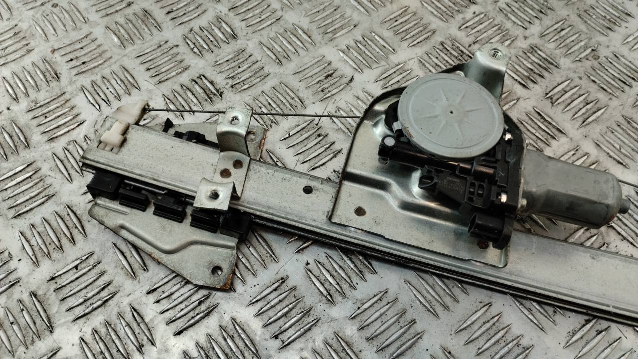 Стеклоподъемник электр. передний правый