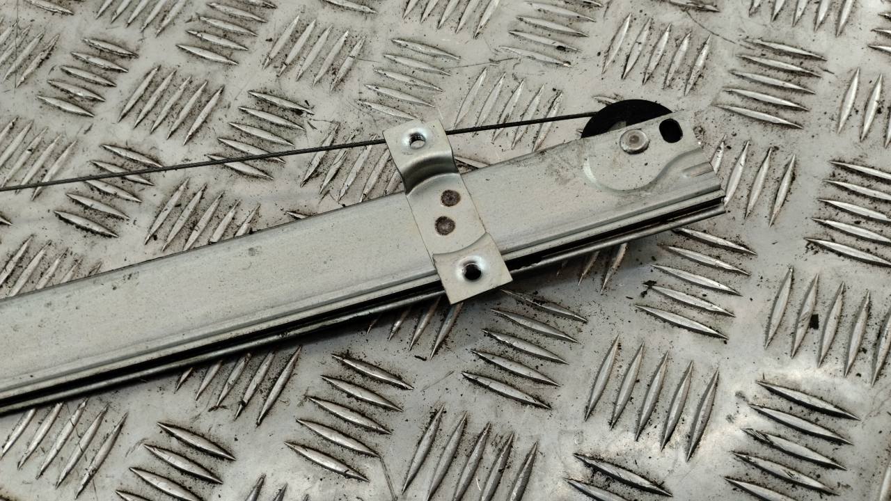 Стеклоподъемник электр. передний правый