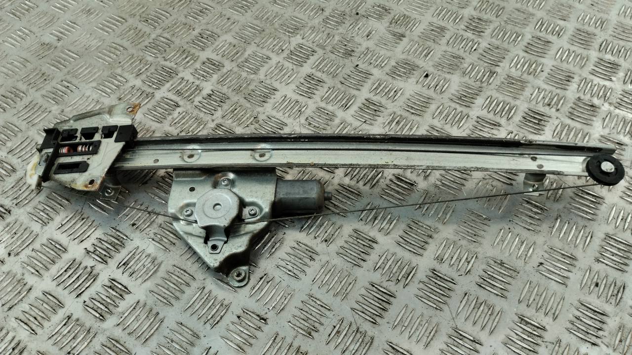 Стеклоподъемник электр. передний правый