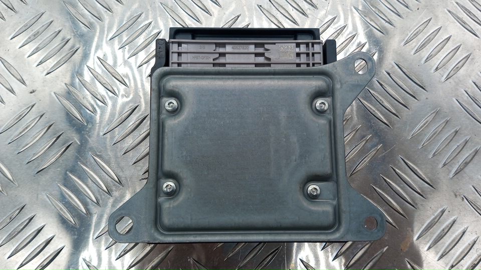 Блок управления подушек безопасности (AIR BAG)