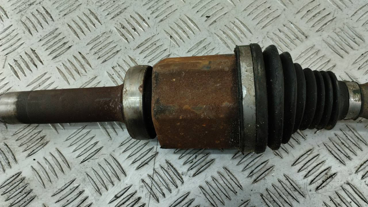 Полуось передняя правая