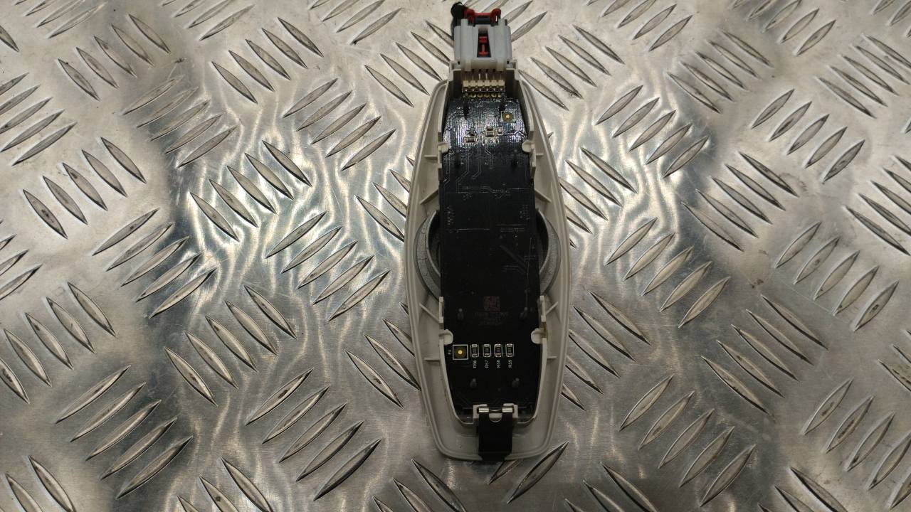 Плафон салонный