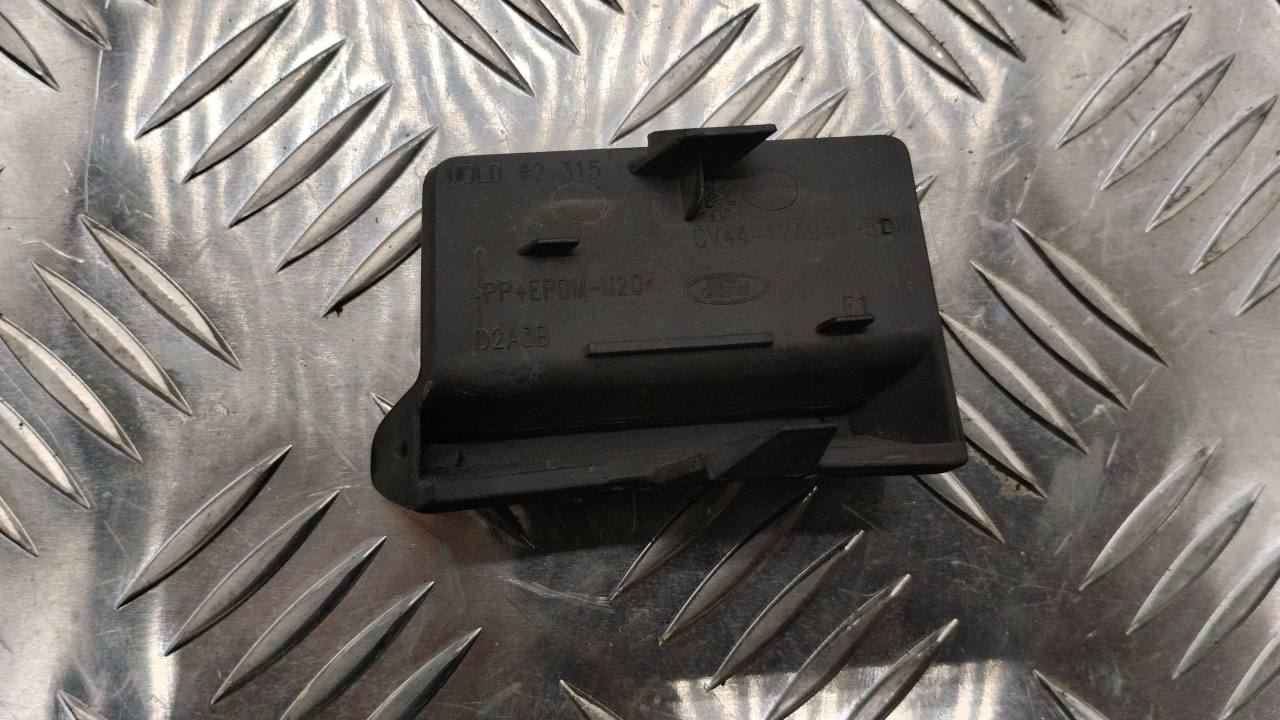 Заглушка буксировочного крюка