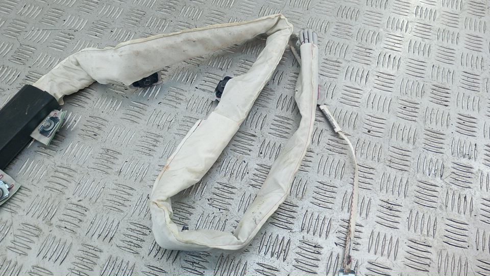 Подушка безопасности боковая (шторка)