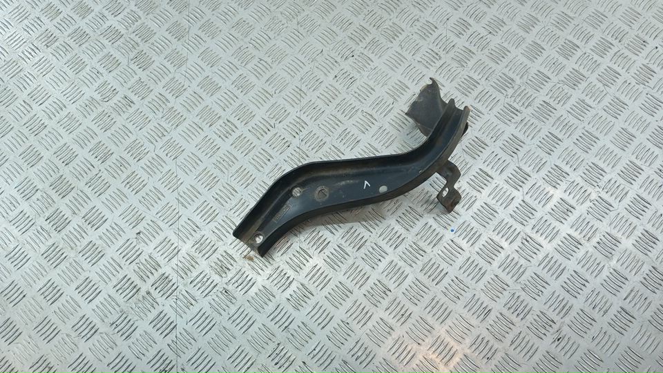 Кронштейн усилителя заднего бампера левый