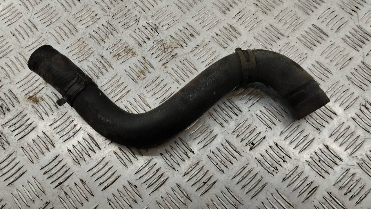 Патрубок радиатора