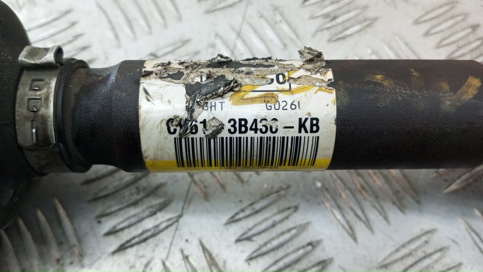 Полуось передняя правая