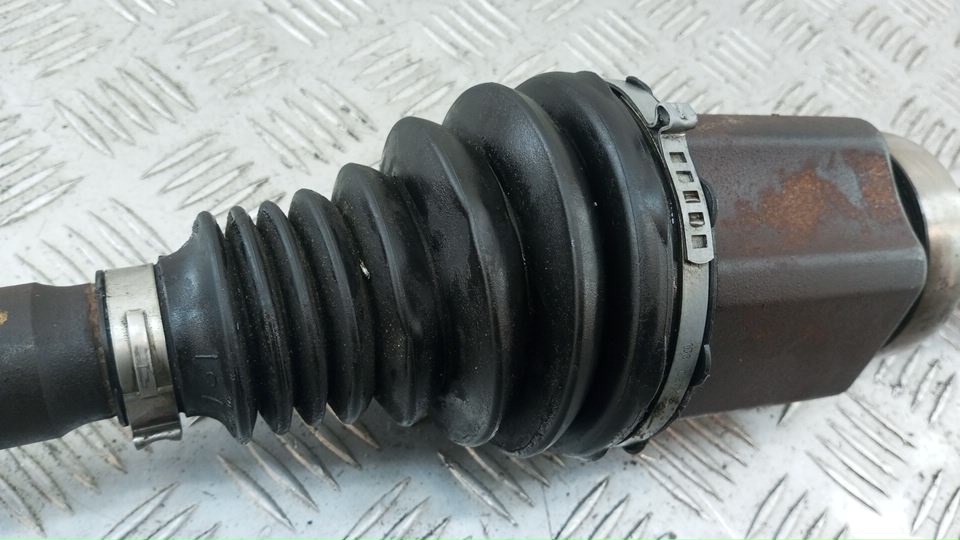 Полуось передняя правая