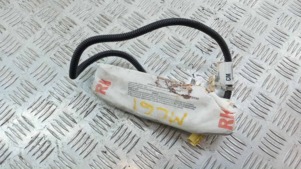 Подушка безопасности боковая (в сиденье)