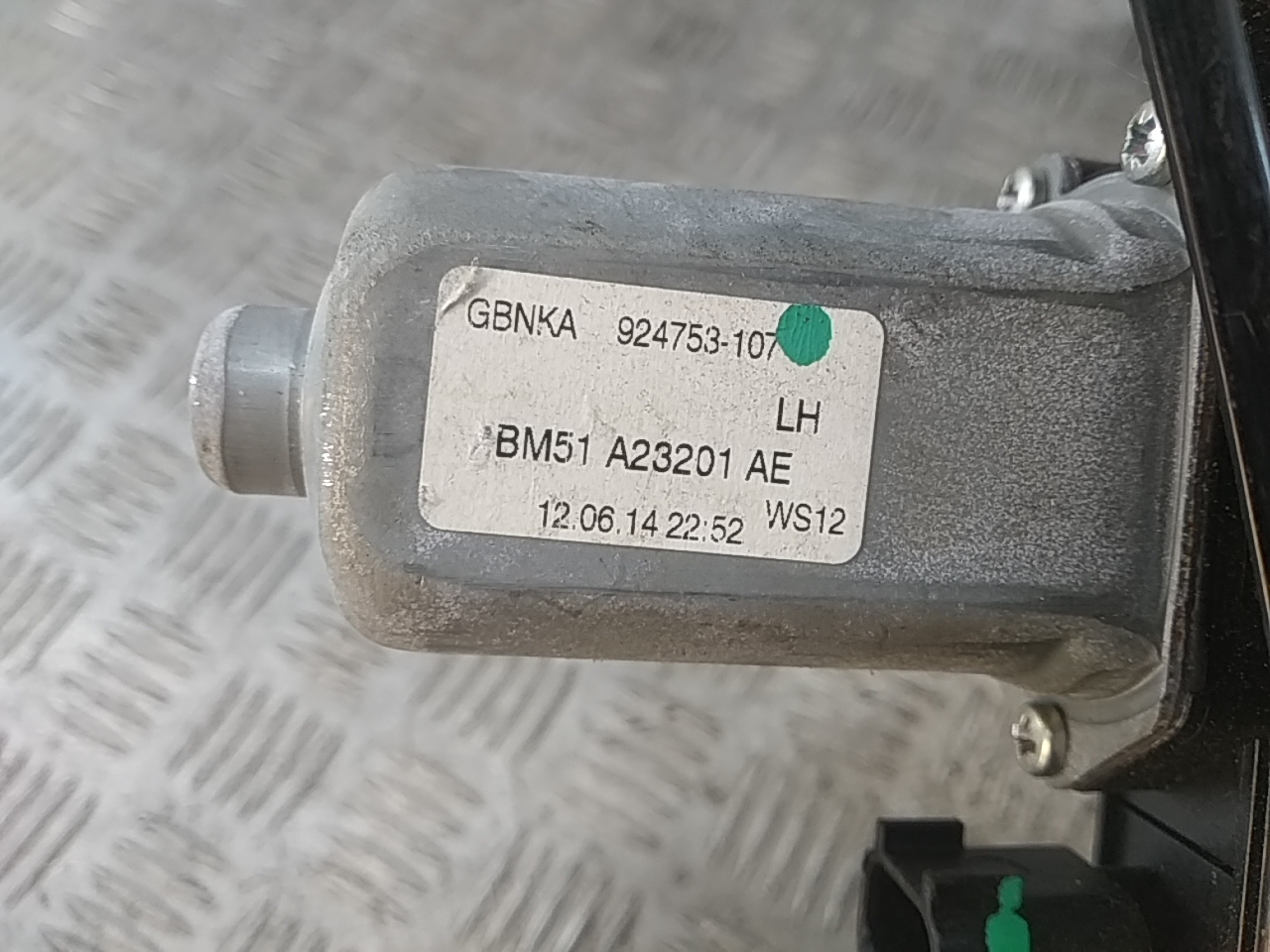 Стеклоподъемник электр. передний левый