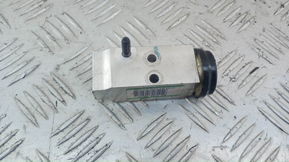 Клапан кондиционера