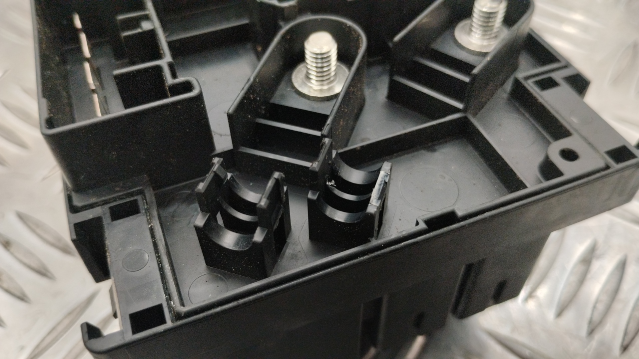 Блок предохранителей