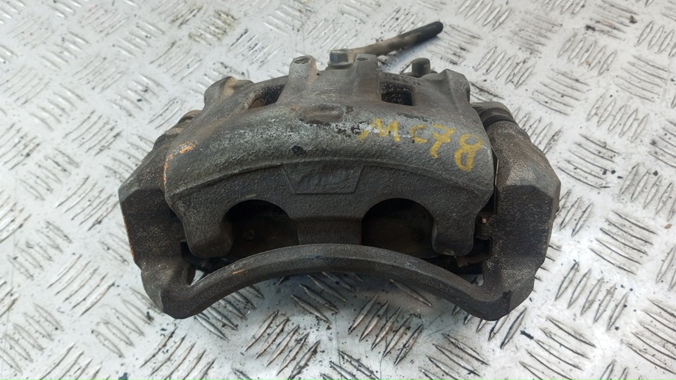 Суппорт передний левый