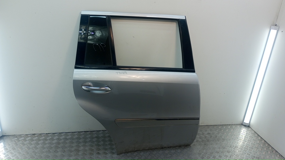 Ручка двери задней наружная правая