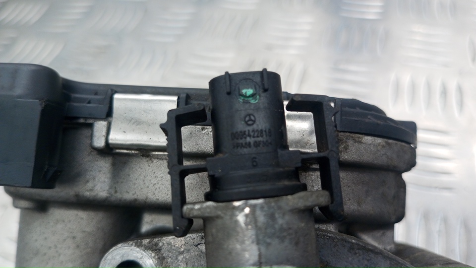 Заслонка дроссельная электрическая