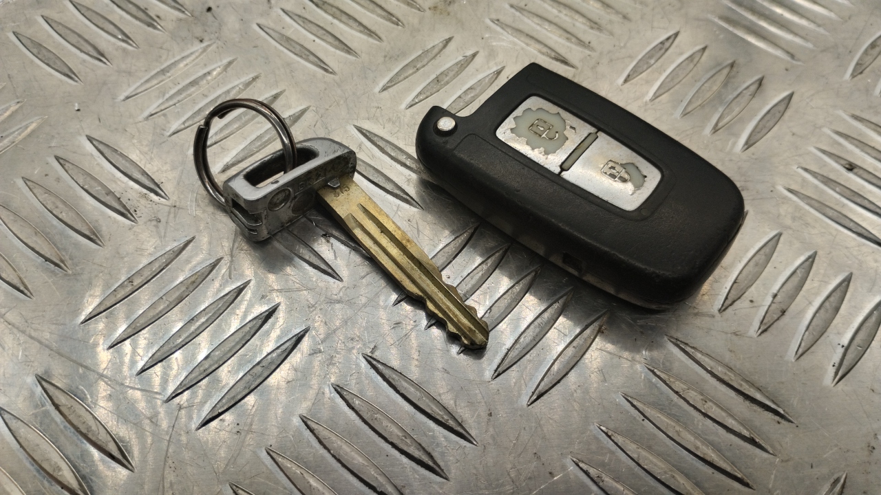 Ключ зажигания