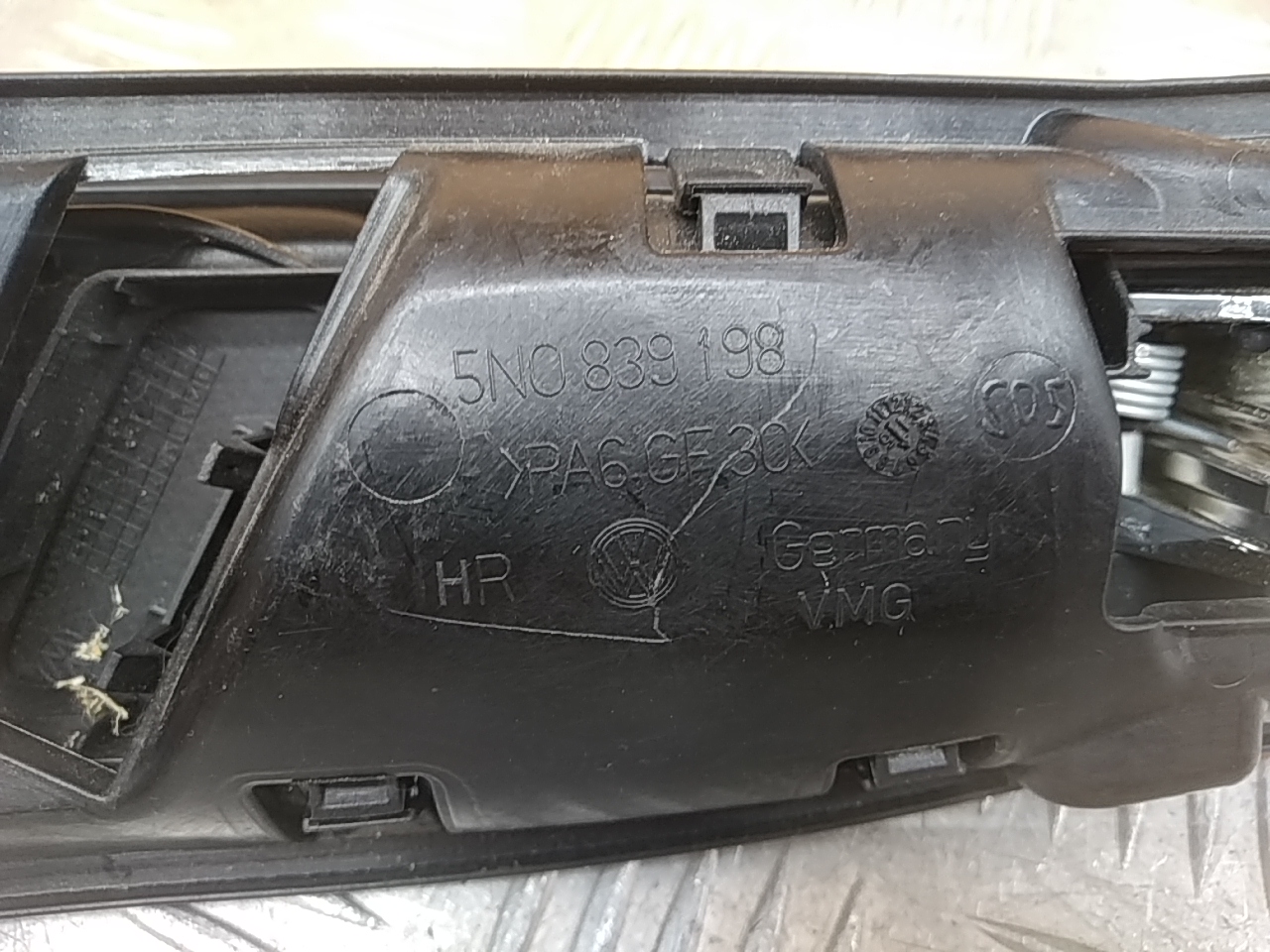 Ручка двери задней внутренняя правая