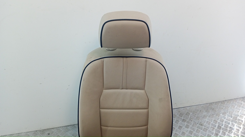 Сиденье переднее правое