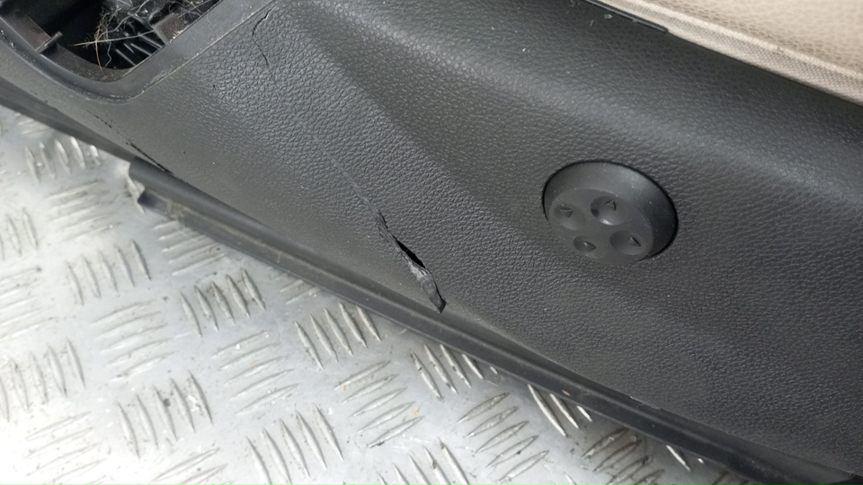 Сиденье переднее правое