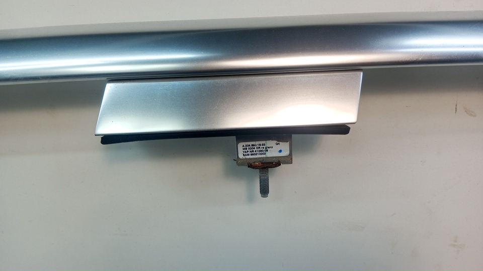 Рейлинг (релинг) правый (планка на крышу)